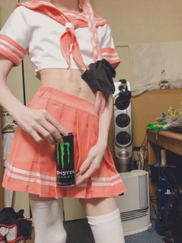 bt1e19f75840880bf0b6d8196c21996355.jpg
